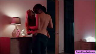 جبهة تحرير مورو الإسلامية سارة Vandella أخيرا لا كس لعق مع ليف البرية