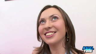 ���ುಂಡೆ ಬಾಯಿಯಿಂದ ಜುಂಬು ರಷ್ಯನ್ ಬೆಡಗಿ!!